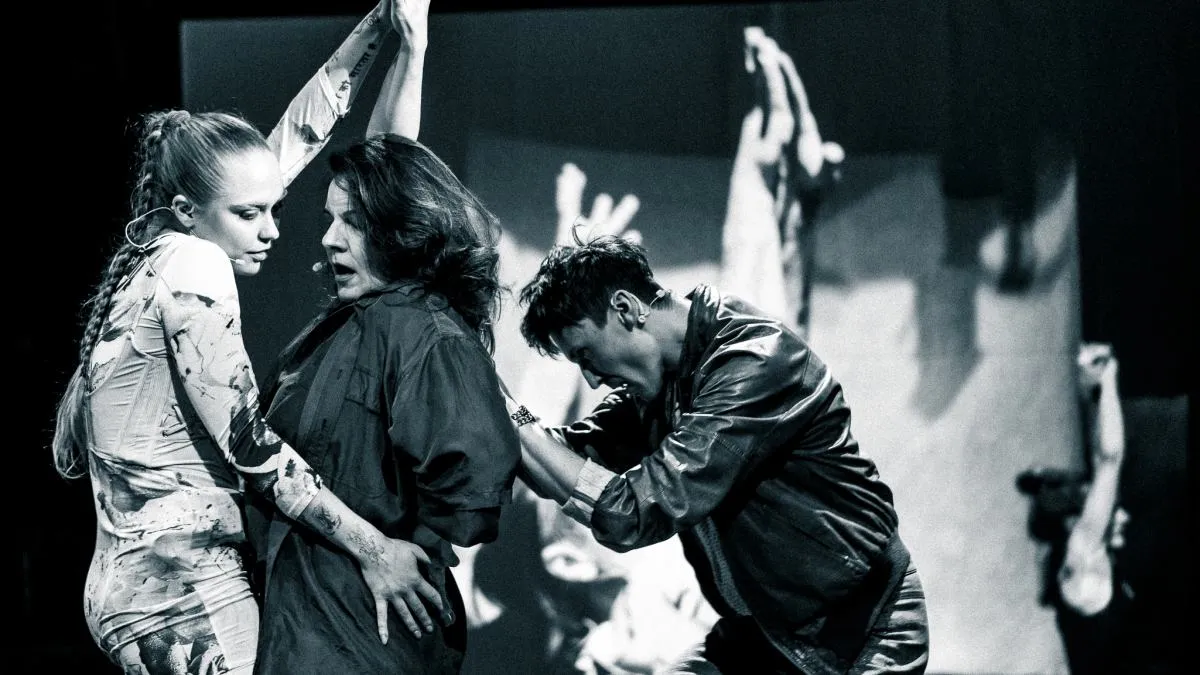 Zdjęcie Czego nie widać w teatrze jaracza – zaskakujące kulisy spektaklu