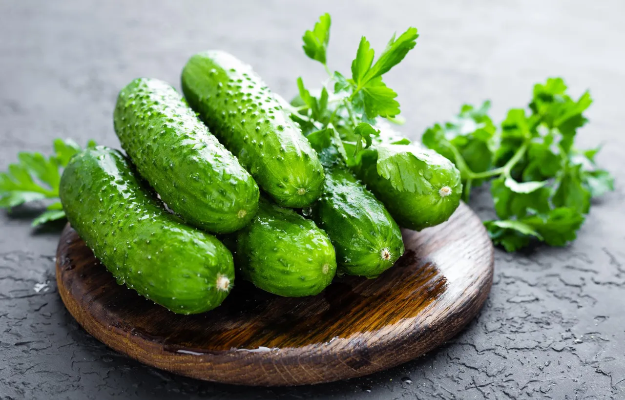 Zdjęcie Ile kcal ma ogórek gruntowy? Zaskakująco niska kaloryczność!