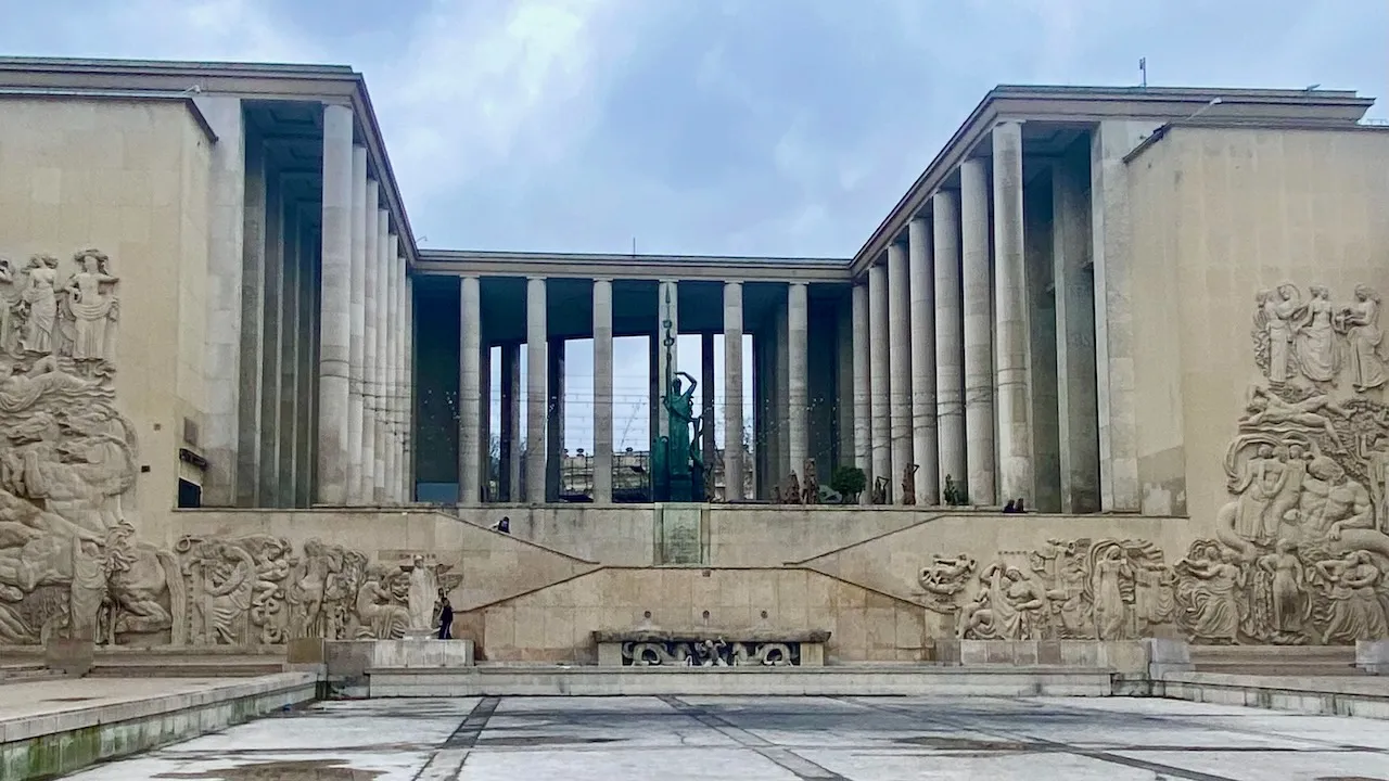 Zdjęcie Muzeum sztuki współczesnej Paryż: Odkryj jego unikalne atrakcje