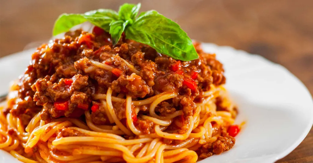 Zdjęcie Jakie mięso na spaghetti? Odkryj najlepsze opcje i przepisy