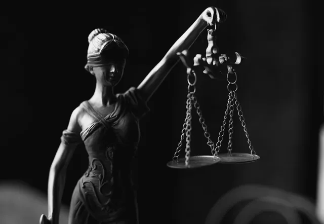 Zdjęcie Czy sąd apelacyjny może zmienić wyrok? Odkryj ważne fakty i ograniczenia