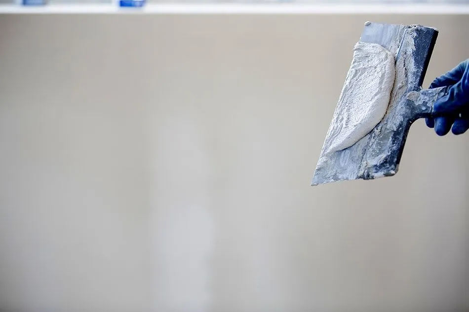 Zdjęcie Jak rozrobić gips: proste kroki do idealnej konsystencji i zastosowania