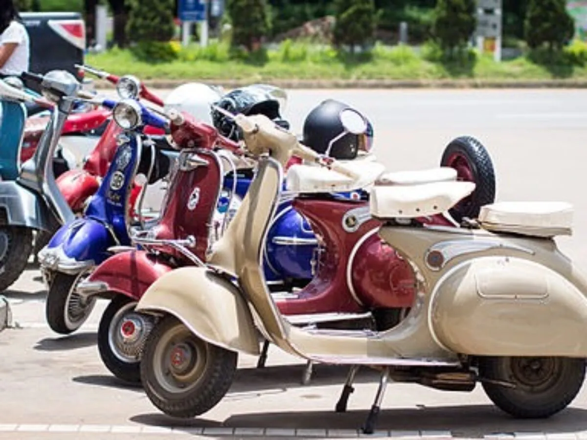 Zdjęcie Czy skuter to motorower? Poznaj różnice i przepisy prawne