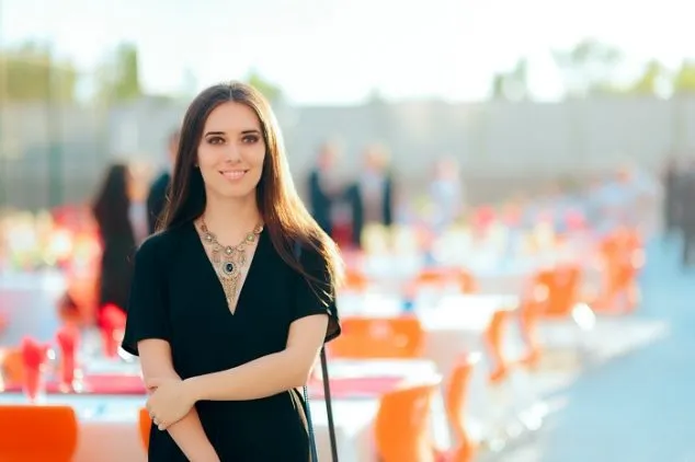 Zdjęcie Kim jest hostessa: Profesja, obowiązki i wymagania w branży