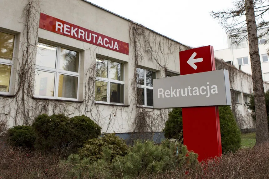 Zdjęcie Kiedy jest druga rekrutacja do liceum? Sprawdź terminy i uniknij błędów!