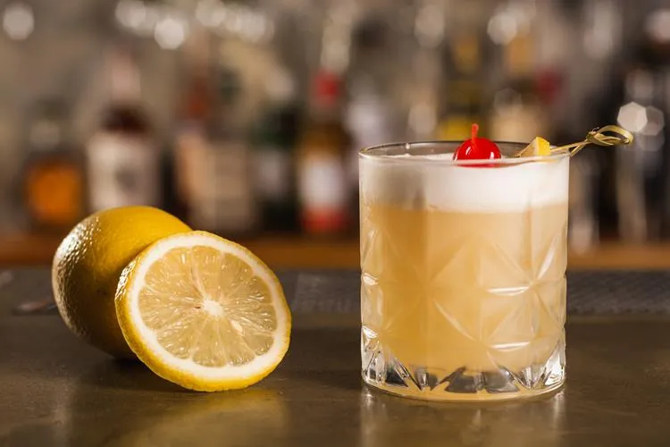 Zdjęcie Najlepsze drinki z amaretto: klasyczne i kreatywne przepisy na koktajle