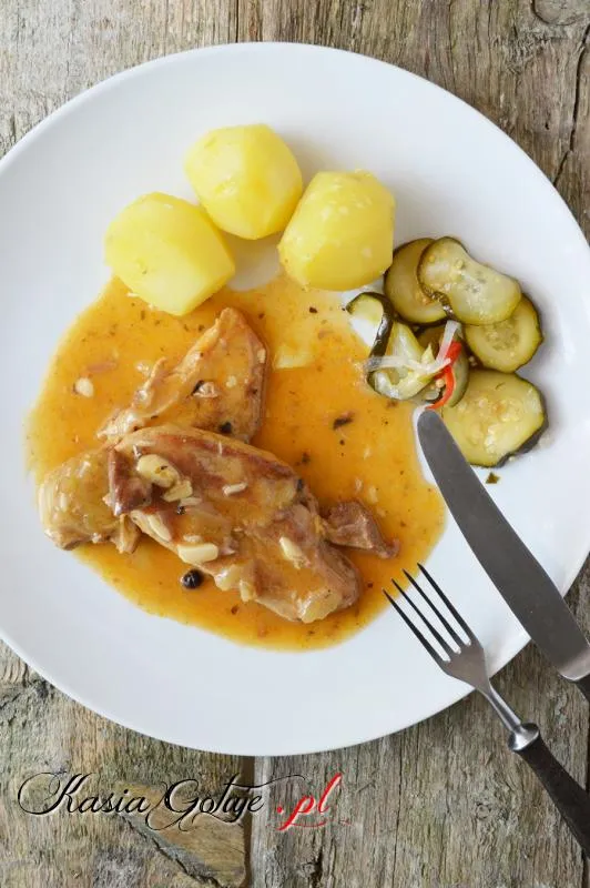 Zdjęcie Jak zrobić szynkę wieprzową na obiad, aby zaskoczyć gości smakiem