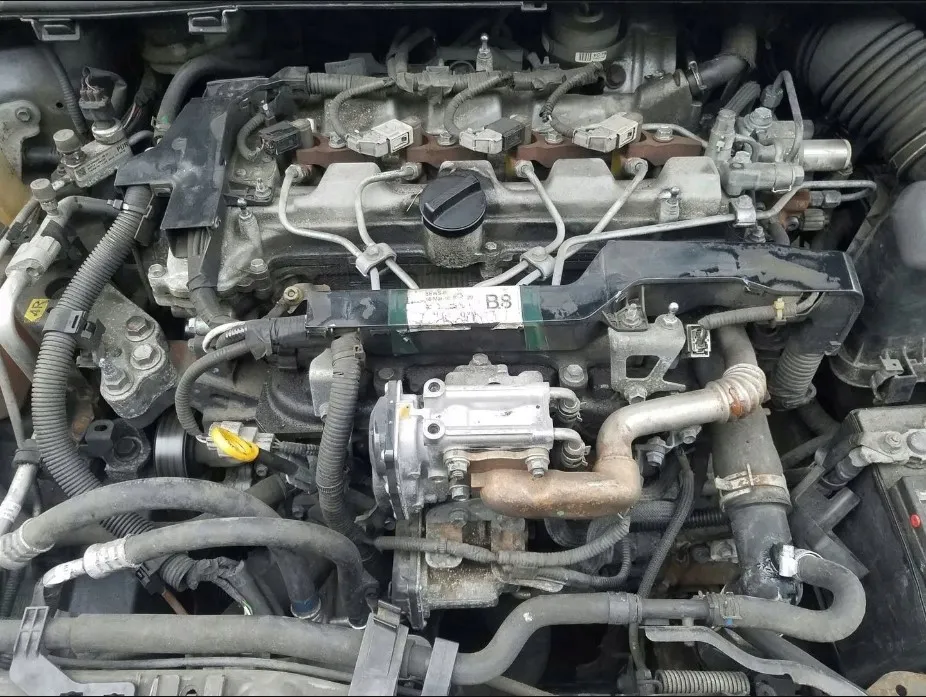Zdjęcie Jak uruchomić silnik w Toyota Auris Hybrid - uniknij problemów z odpaleniem