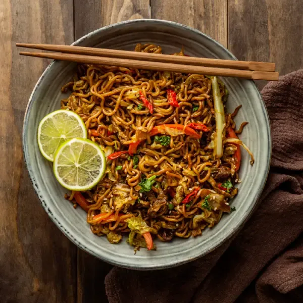 Zdjęcie Jak smakuje pad thai? Odkryj wyjątkowy smak tej potrawy