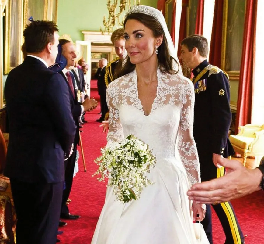 Zdjęcie Gdzie kupić suknię ślubną Kate Middleton? Najlepsze opcje i ceny