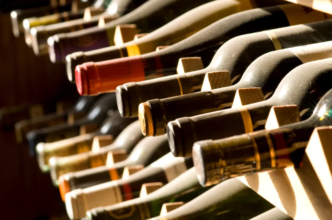 Zdjęcie Jak wzmocnić wino: sprawdzone metody na podniesienie alkoholu
