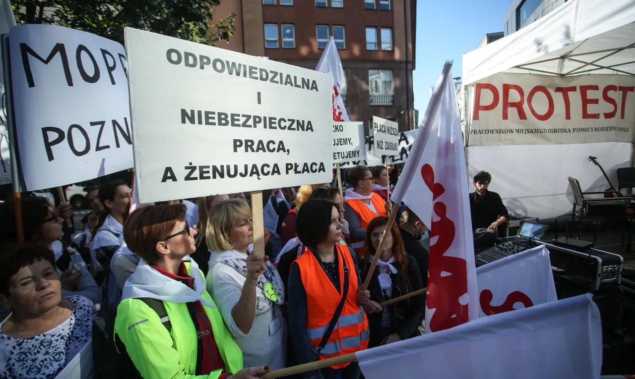 Zdjęcie Ile zarabia pracownik MOPS? Zaskakujące różnice w wynagrodzeniach