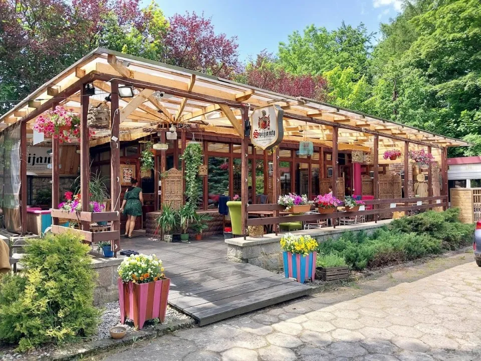 Zdjęcie Gdzie zjeść w Świeradowie-Zdroju? Odkryj najlepsze restauracje