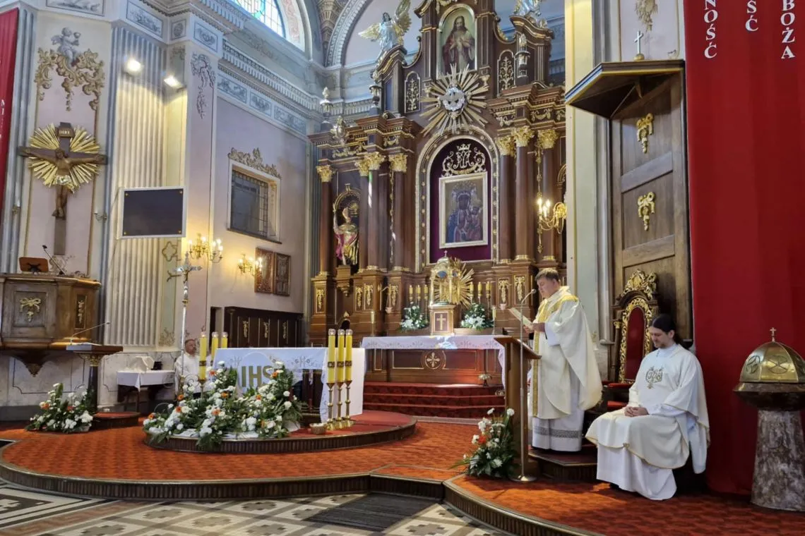 Zdjęcie Ogłoszenia sanktuarium Głogów Młp – najważniejsze wydarzenia i msze