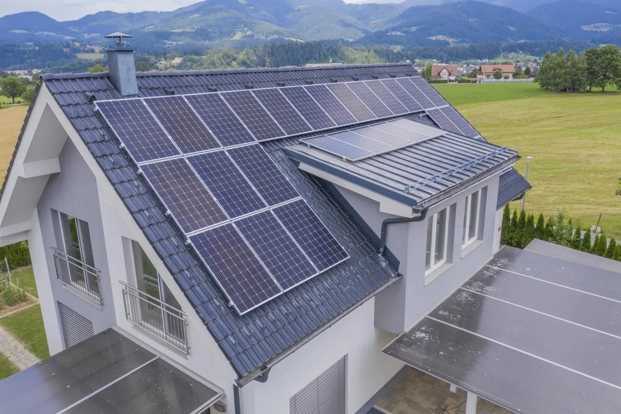 Zdjęcie Najlepsze domowe akumulatory energii: Wybierz mądrze dla oszczędności