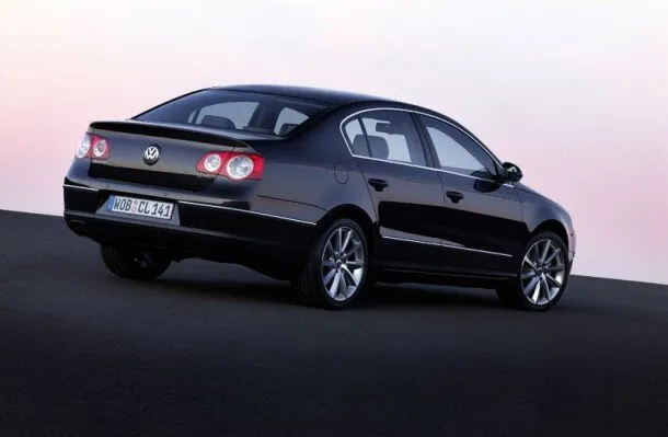 Zdjęcie Gdzie wkręcić ucho do holowania passat b6 – uniknij problemów z holowaniem