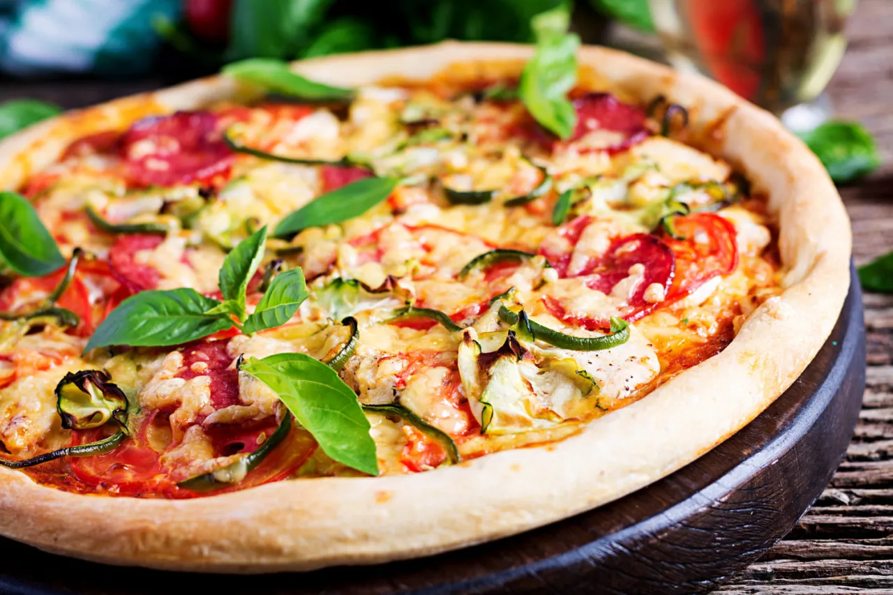 Zdjęcie Kiedy jest Dzień Pizzy? Odkryj radosne obchody na całym świecie