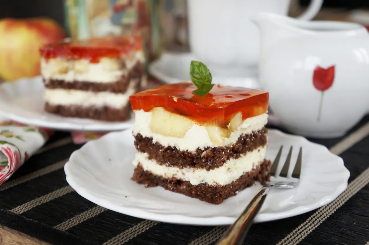Zdjęcie Proste ciasto z bananami i budyniem, które zachwyci każdego smakosza
