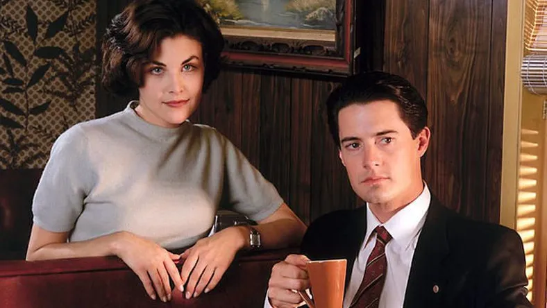 Zdjęcie Miasteczko Twin Peaks - o co chodzi w kultowym serialu Lyncha?