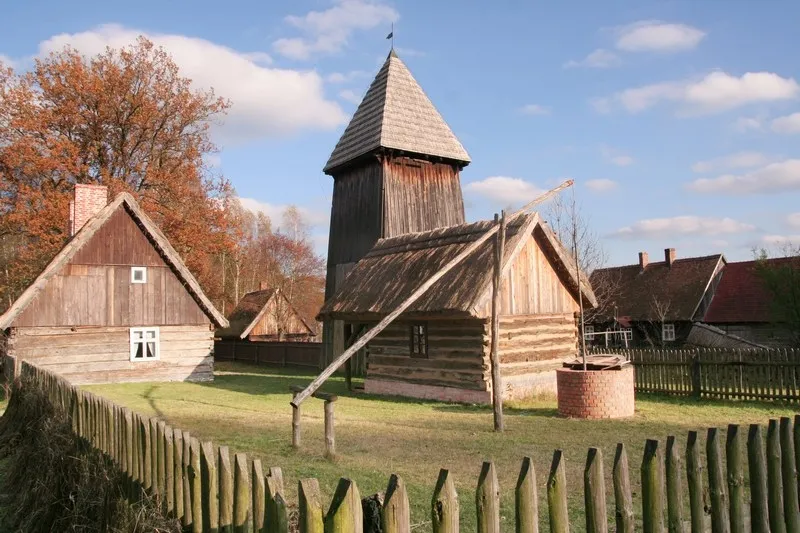 Zdjęcie Skansen Ochla: Odkryj fascynującą historię i atrakcje muzeum