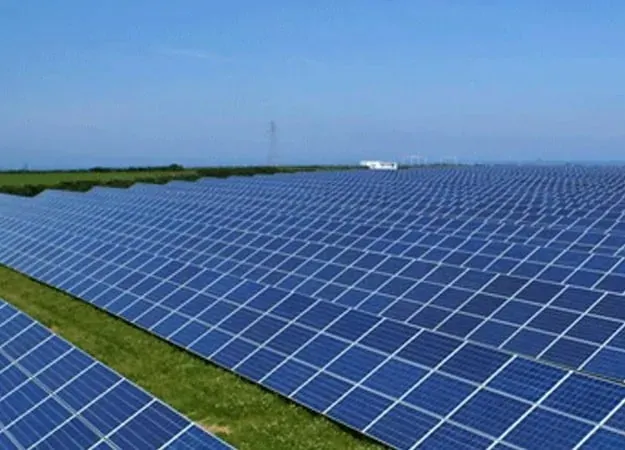 Zdjęcie Elektrownia słoneczna w Czarnobylu: zaskakujące projekty energii odnawialnej