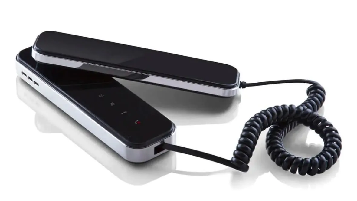 Zdjęcie Jak podłączenie domofonu w bloku 4 przewody - uniknij najczęstszych błędów