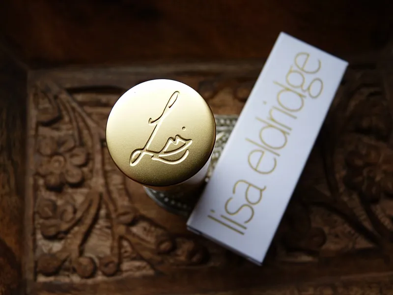 Zdjęcie Gdzie kupić szminkę Lisa Eldridge? Sprawdź najlepsze sklepy online