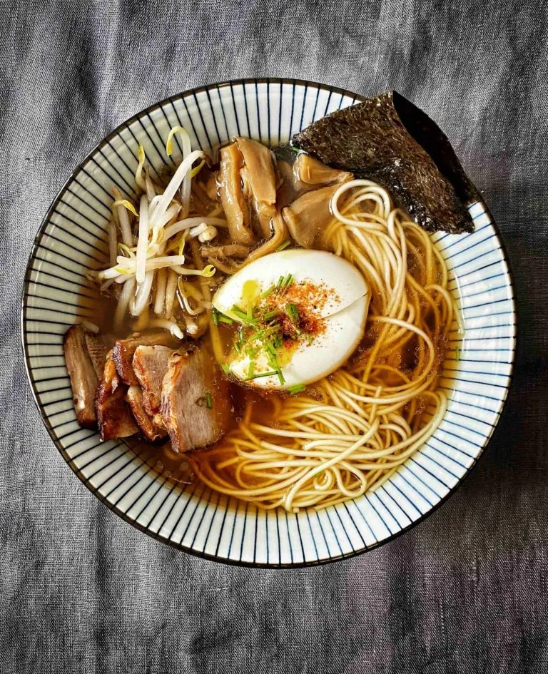 Zdjęcie Jak zrobić makaron ramen: przepis na idealny domowy ramen