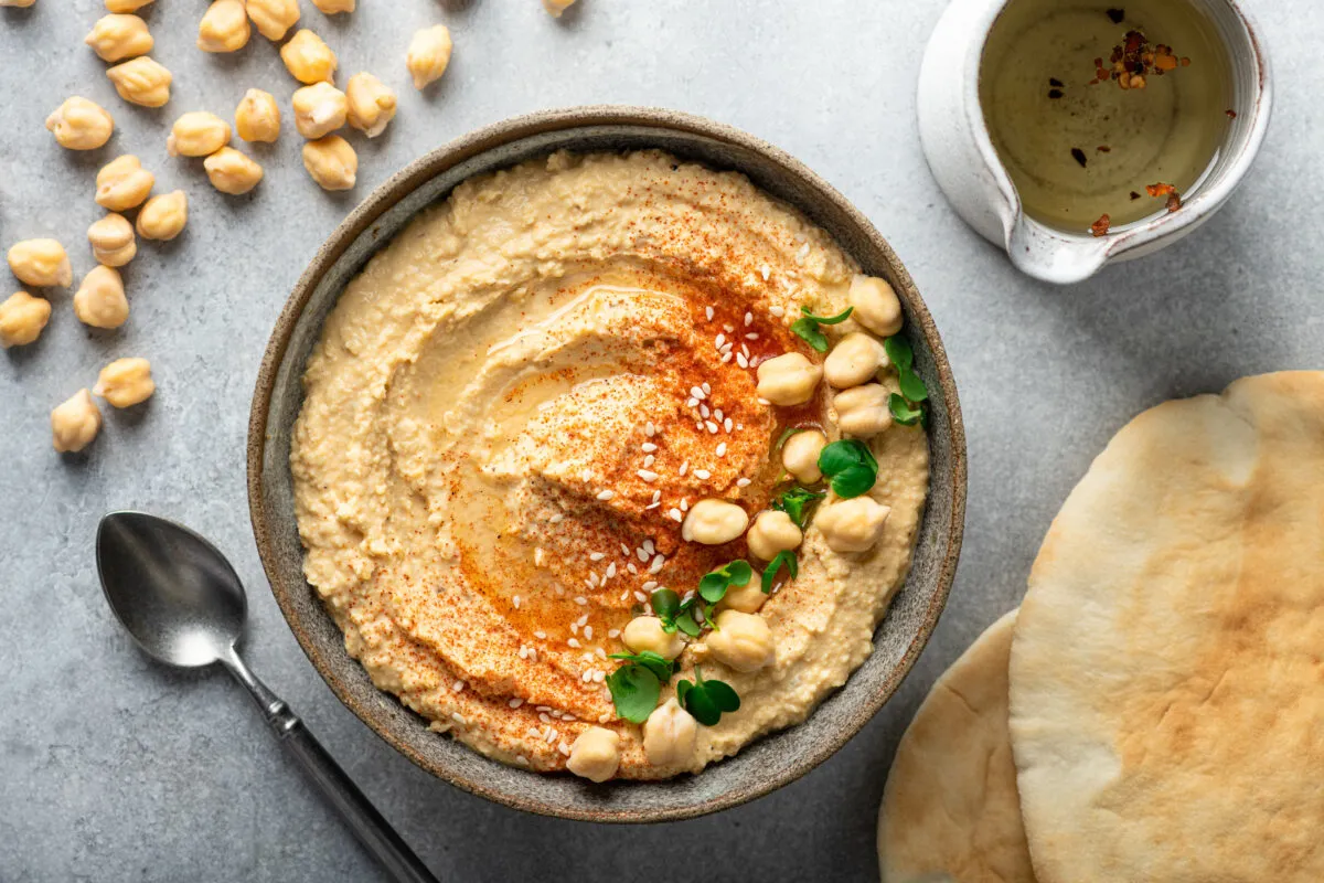Zdjęcie Czy hummus jest dietetyczny? Odkryj jego ukryte zalety i kalorie