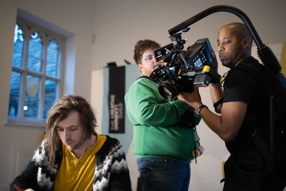 Zdjęcie Znaczenie słowa operator filmowy - kluczowa rola w filmie i sztuce