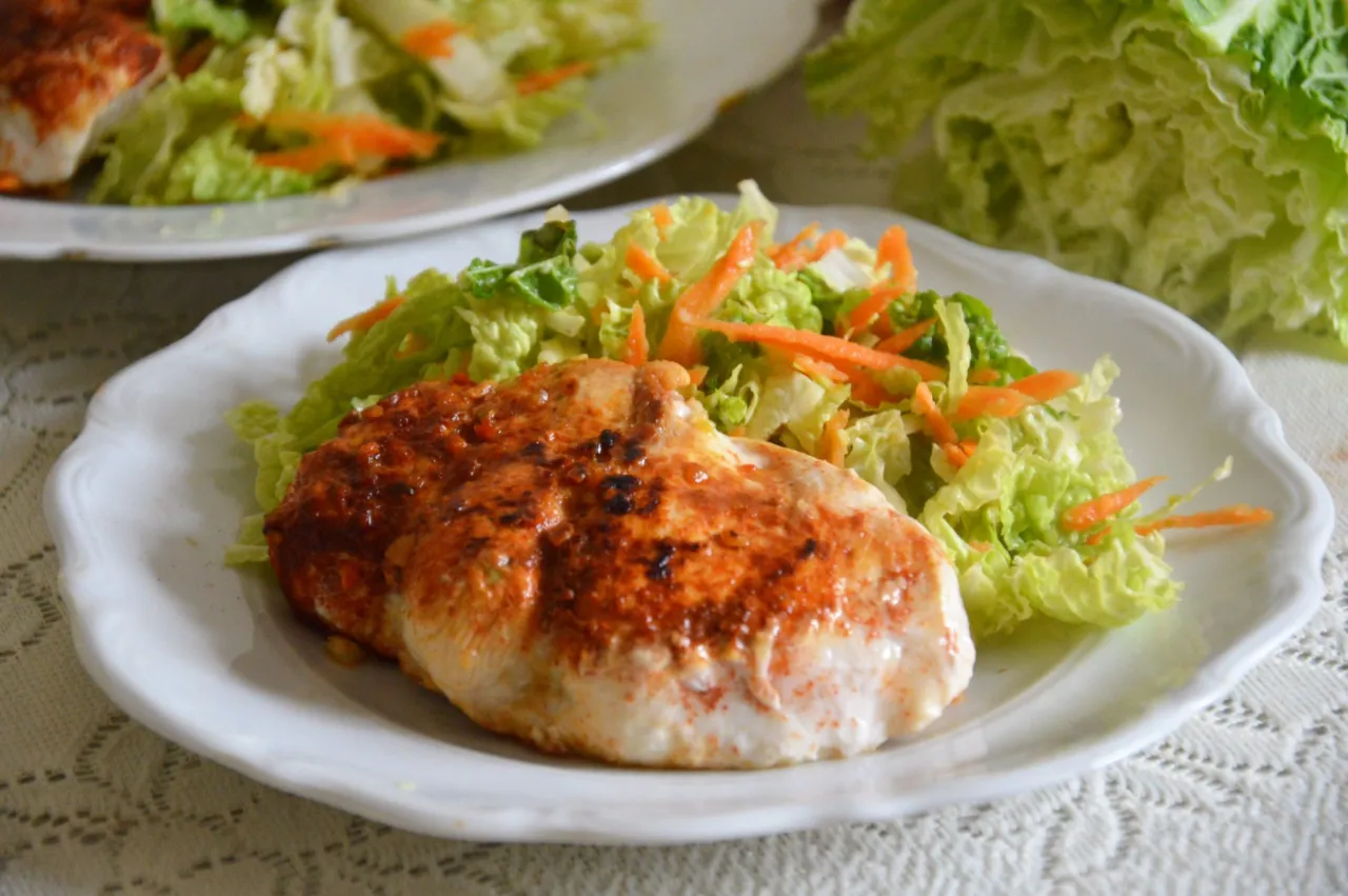 Zdjęcie Jak zrobić pierś z kurczaka w piekarniku bez tłuszczu dietetycznie i smacznie