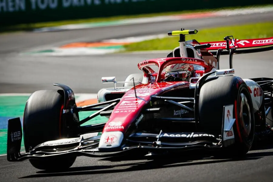 Zdjęcie Kalendarz wyścigów F1 na sezon 2023
