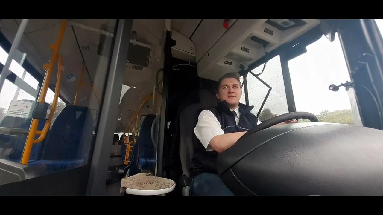 Zdjęcie Czy kierowca autobusu może sprawdzać bilety? Poznaj fakty