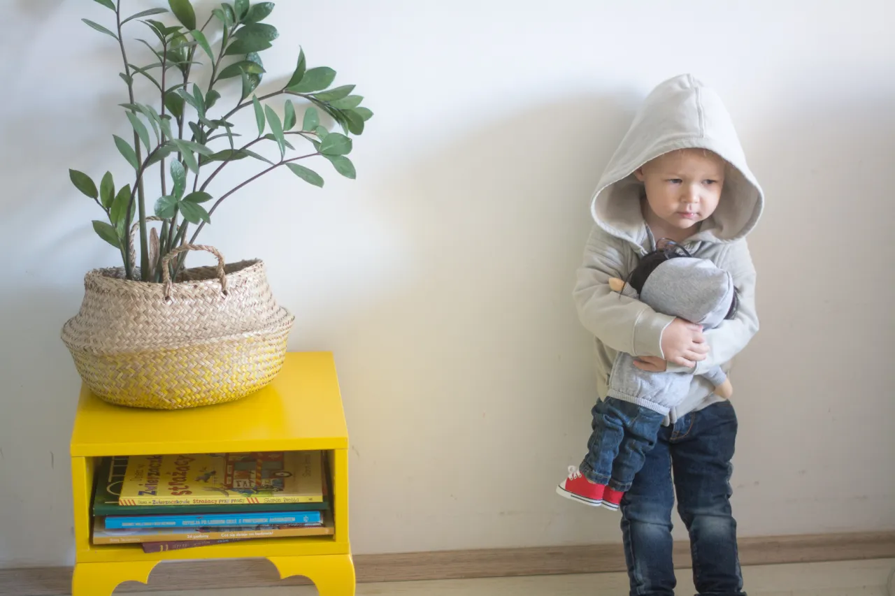 Zdjęcie Lalki sensoryczne: jak wspierają rozwój dziecka i co warto wiedzieć