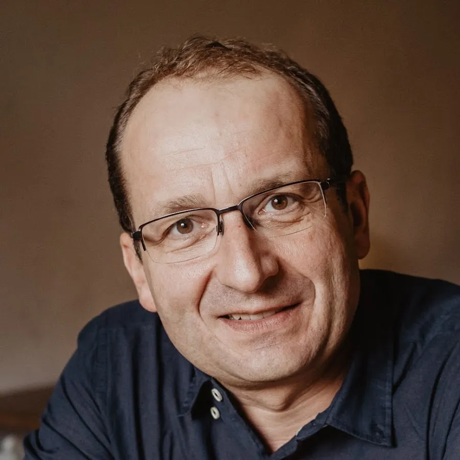 Zdjęcie Górski kabarety: Jak Robert Górski zmienił polski świat komedii
