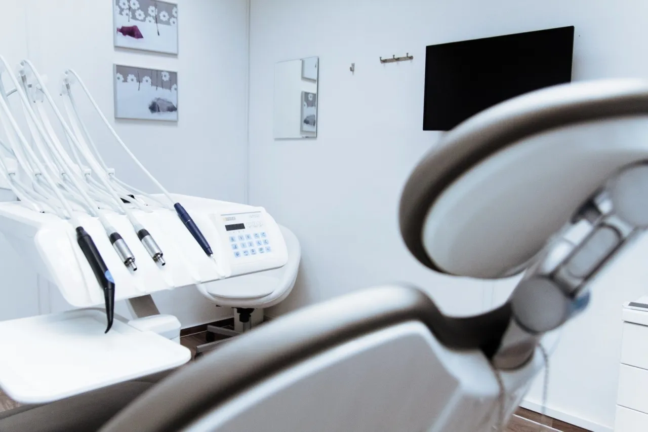 Zdjęcie Jak zapisać się do dentysty na NFZ bez zbędnych formalności?