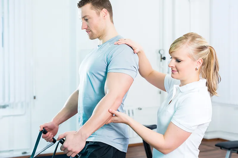 Zdjęcie Czym się różni osteopata od fizjoterapeuty? Kluczowe różnice i porady