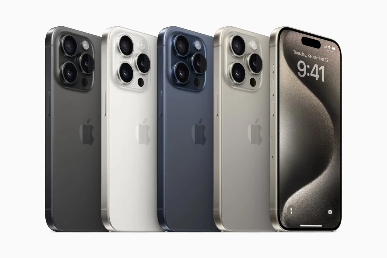 Zdjęcie IPhone 14 czy 13: Kluczowe różnice, które musisz znać przed zakupem
