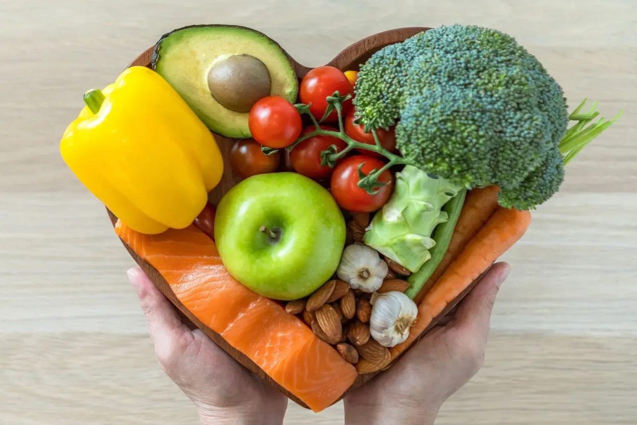 Zdjęcie Skuteczna dieta przy podwyższonym poziomie cholesterolu: co jeść, a czego unikać