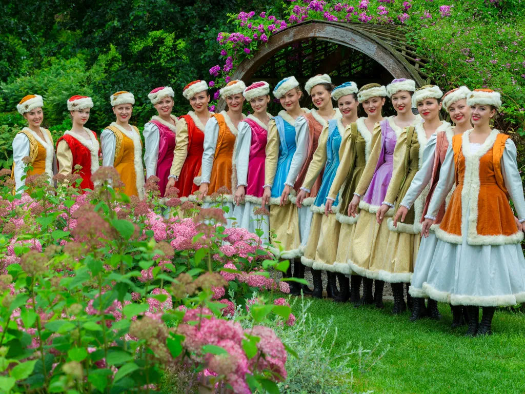 Zdjęcie Strój szlachecki: polska i europejska moda szlachecka oraz jej ewolucja