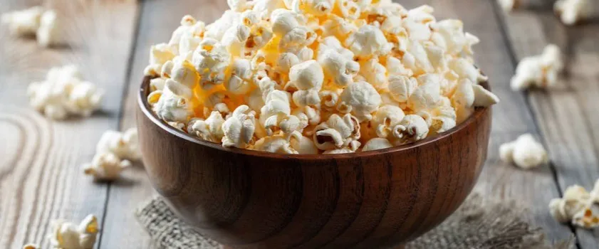 Zdjęcie Czy popcorn tuczy? Prawda o wartościach odżywczych i wpływie na wagę