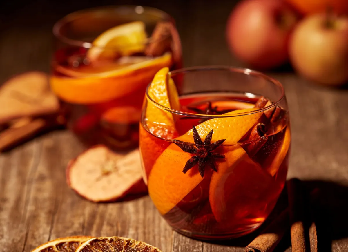 Zdjęcie Jak pić rum z herbatą: najlepsze przepisy i wskazówki na każdą okazję