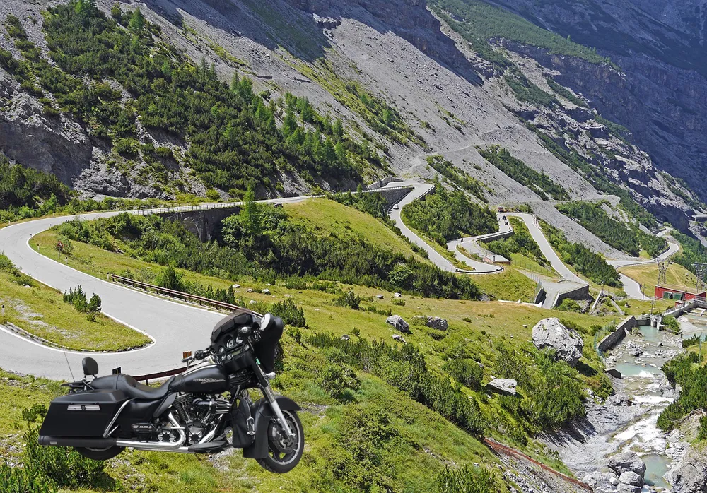 Zdjęcie Najlepsze trasy motocyklowe we Włoszech, które musisz przejechać