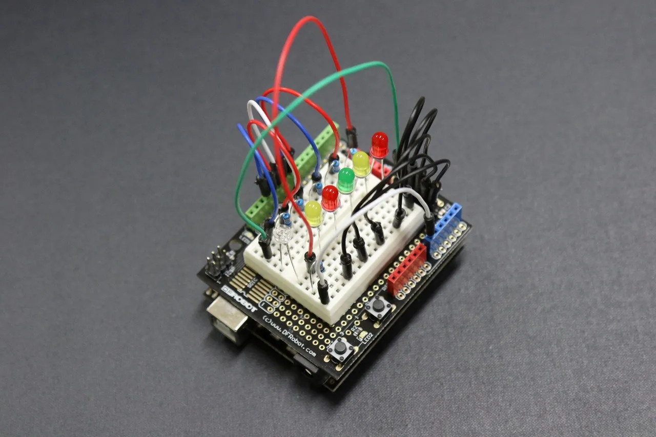 Zdjęcie Fascynujące projekty Arduino: od prostych do zaawansowanych