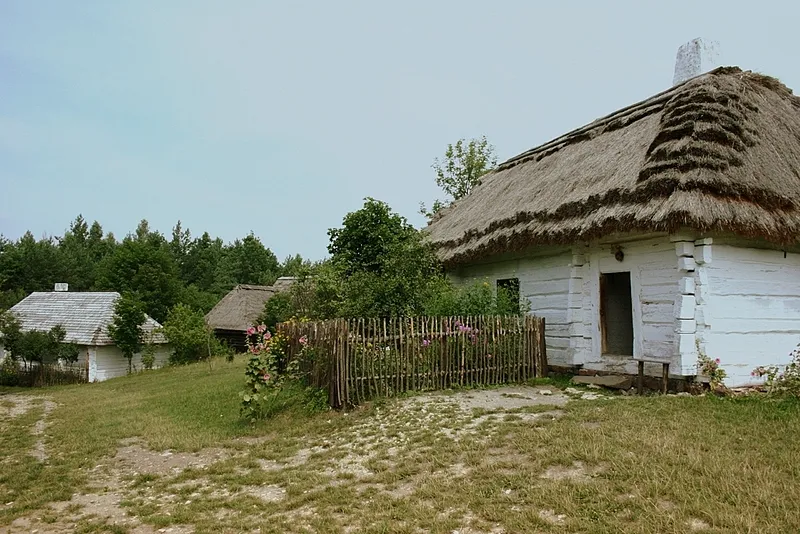 Zdjęcie Skansen Wsi Polskiej – odkryj fascynujące tradycje i zabytki w Polsce