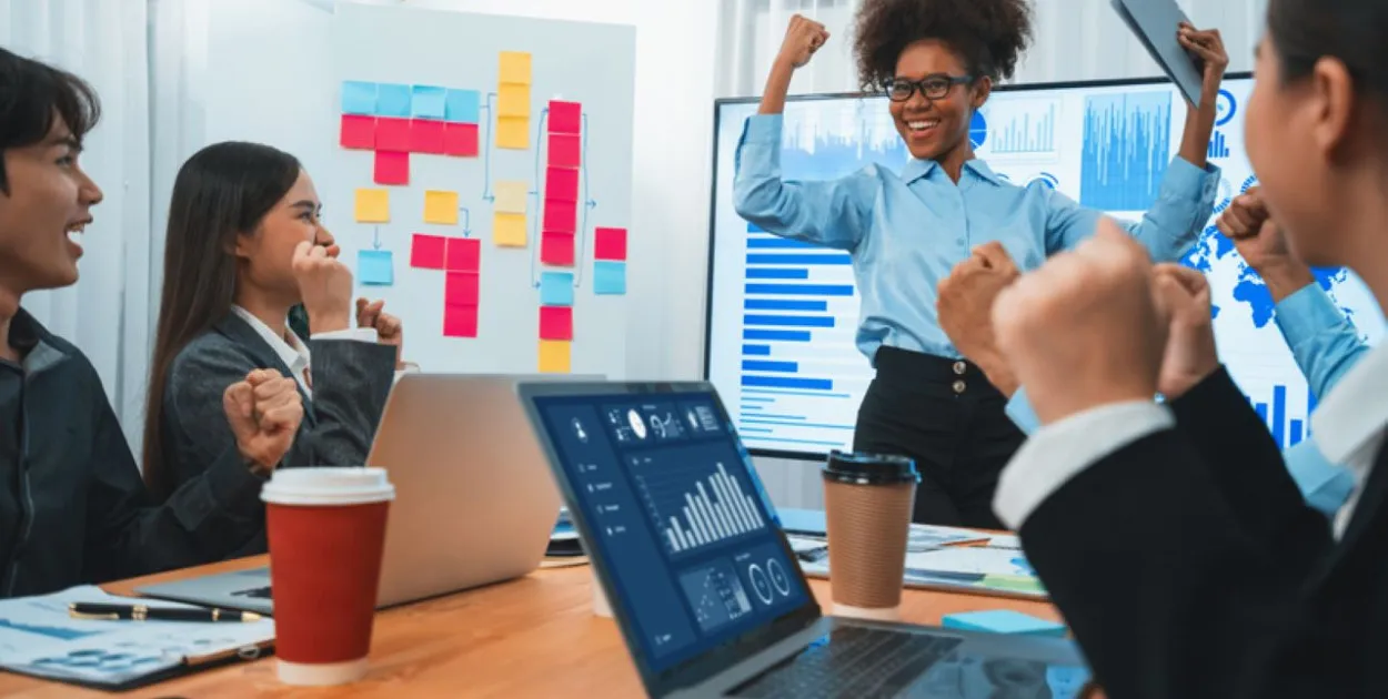 Zdjęcie Jak napisać CV do pracy - gotowy wzór, który przyciągnie uwagę rekruterów