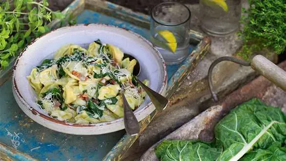 Zdjęcie Jakie tortellini do sałatki wybrać, aby zachwycić smakiem?