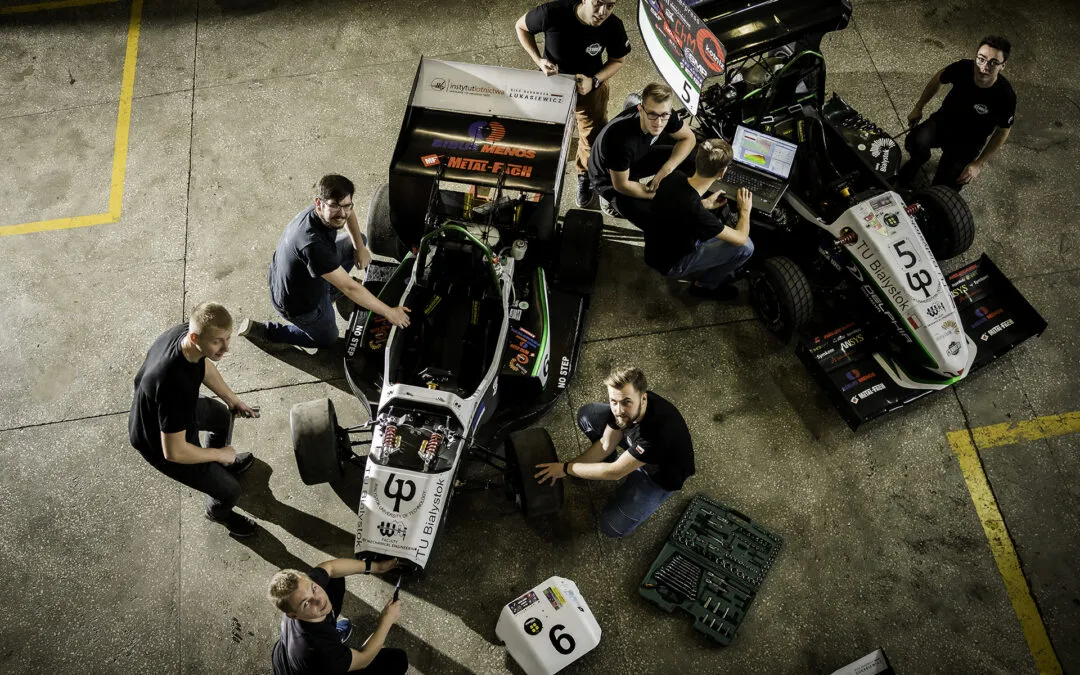 Zdjęcie Praca po studiach mechanika i budowa maszyn - jak uniknąć trudności w karierze