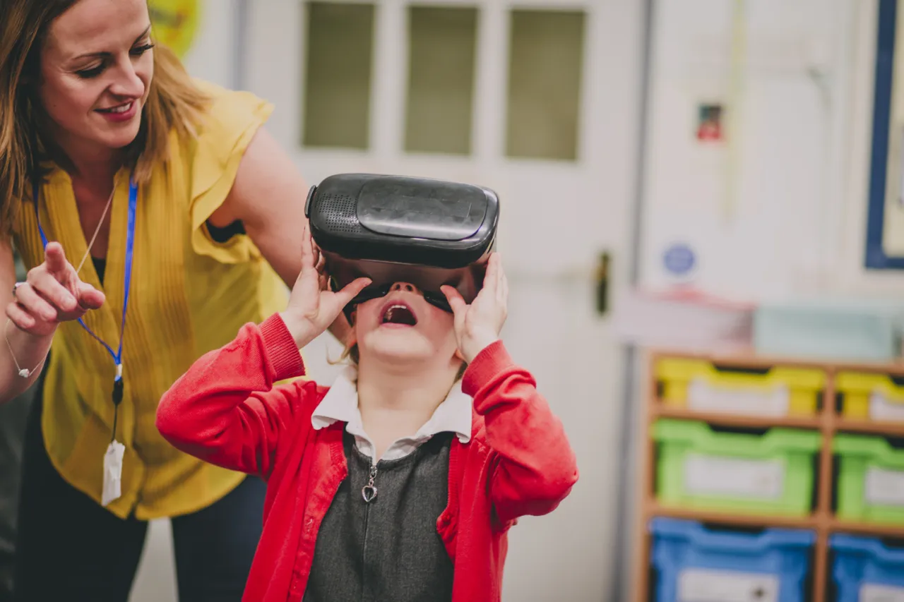 Zdjęcie TIK w edukacji: jak nowoczesne technologie zmieniają nauczanie