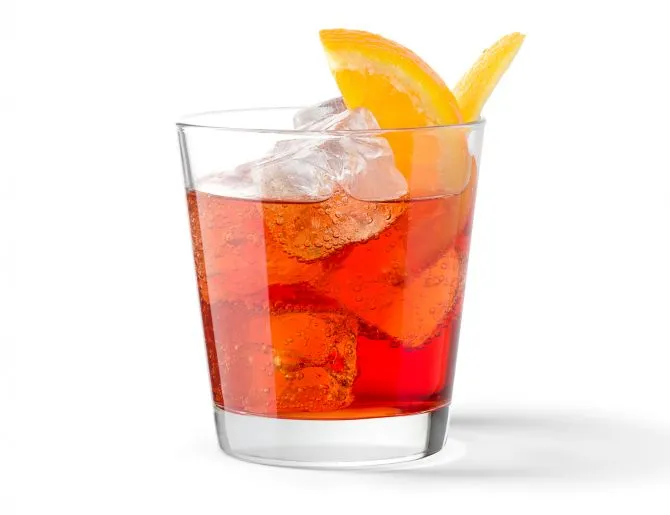 Zdjęcie Martini Rosso drink – odkryj jego wyjątkowy smak i przepisy na koktajle